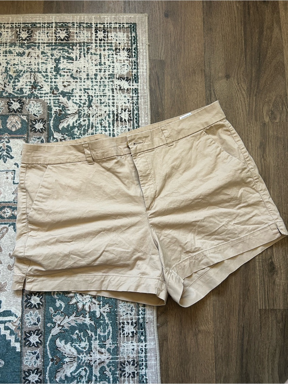Old Navy Tan Everyday Midrise Shorts